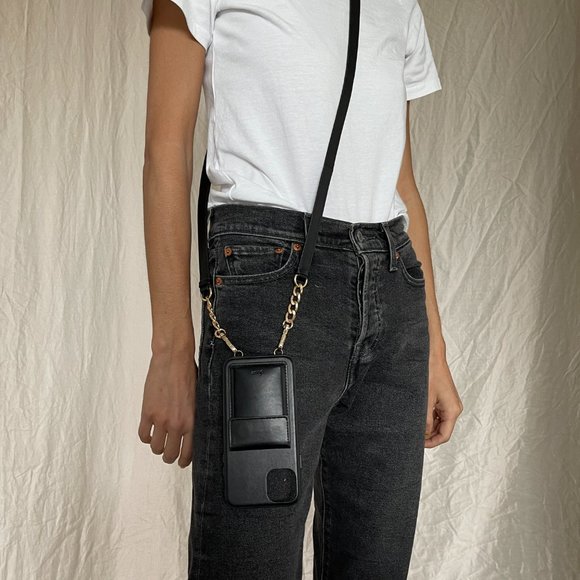 Sonix Tres Case Crossbody (11 Pro Max iPhone) - Picture 1 of 10